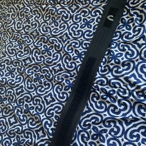 Weightroom Belt w/ velcro strap-on